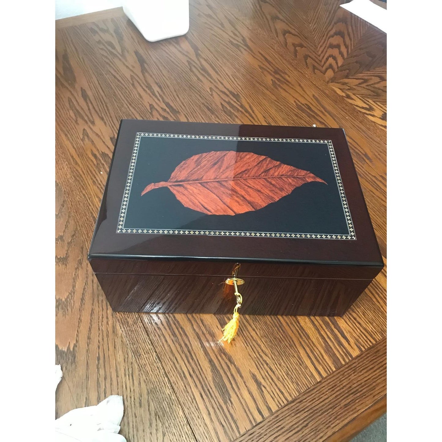 Deauville Cigar Humidor with High Gloss Maple Wood Finish | Holds 100 Cigars