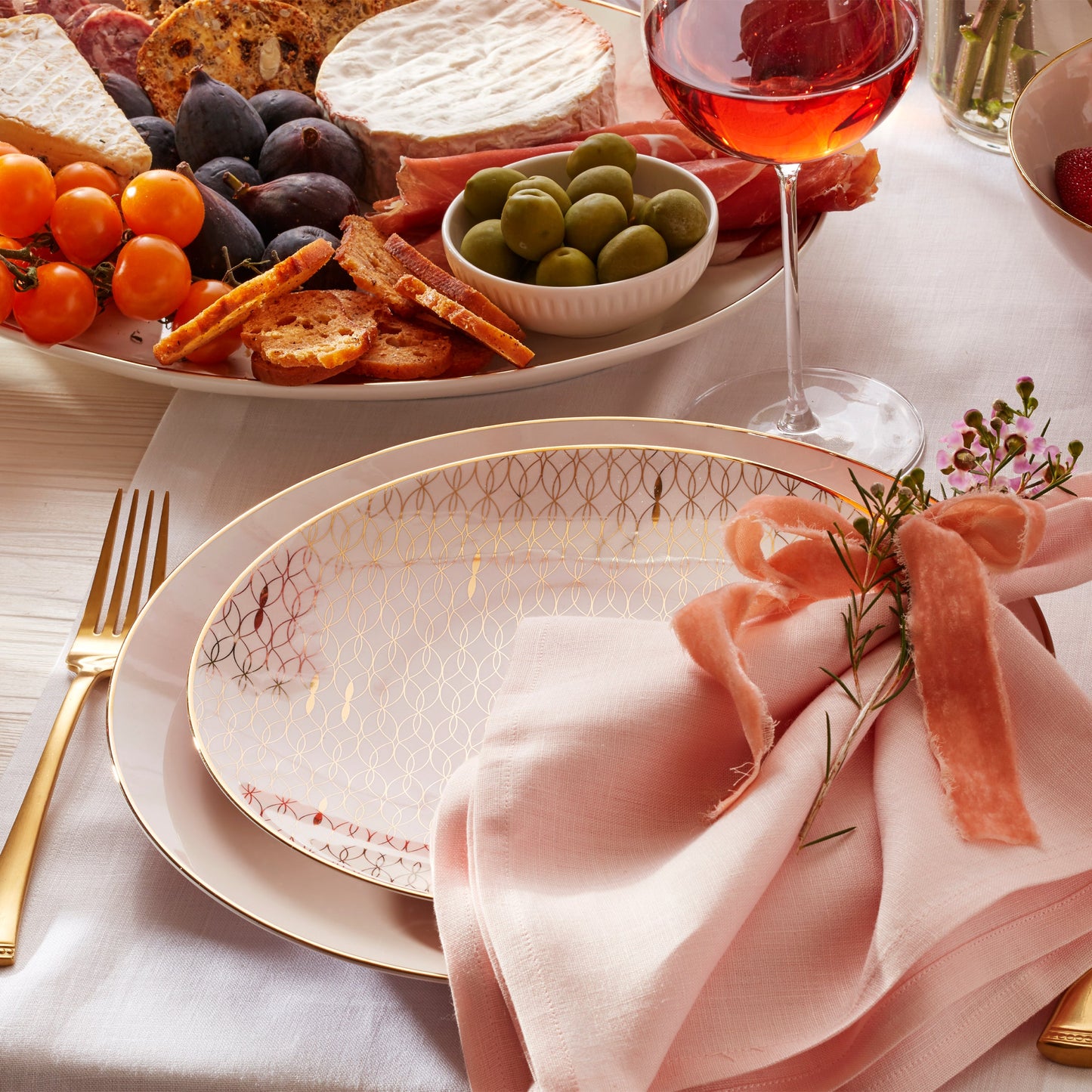 Trianna 12-piece Dinnerware Set