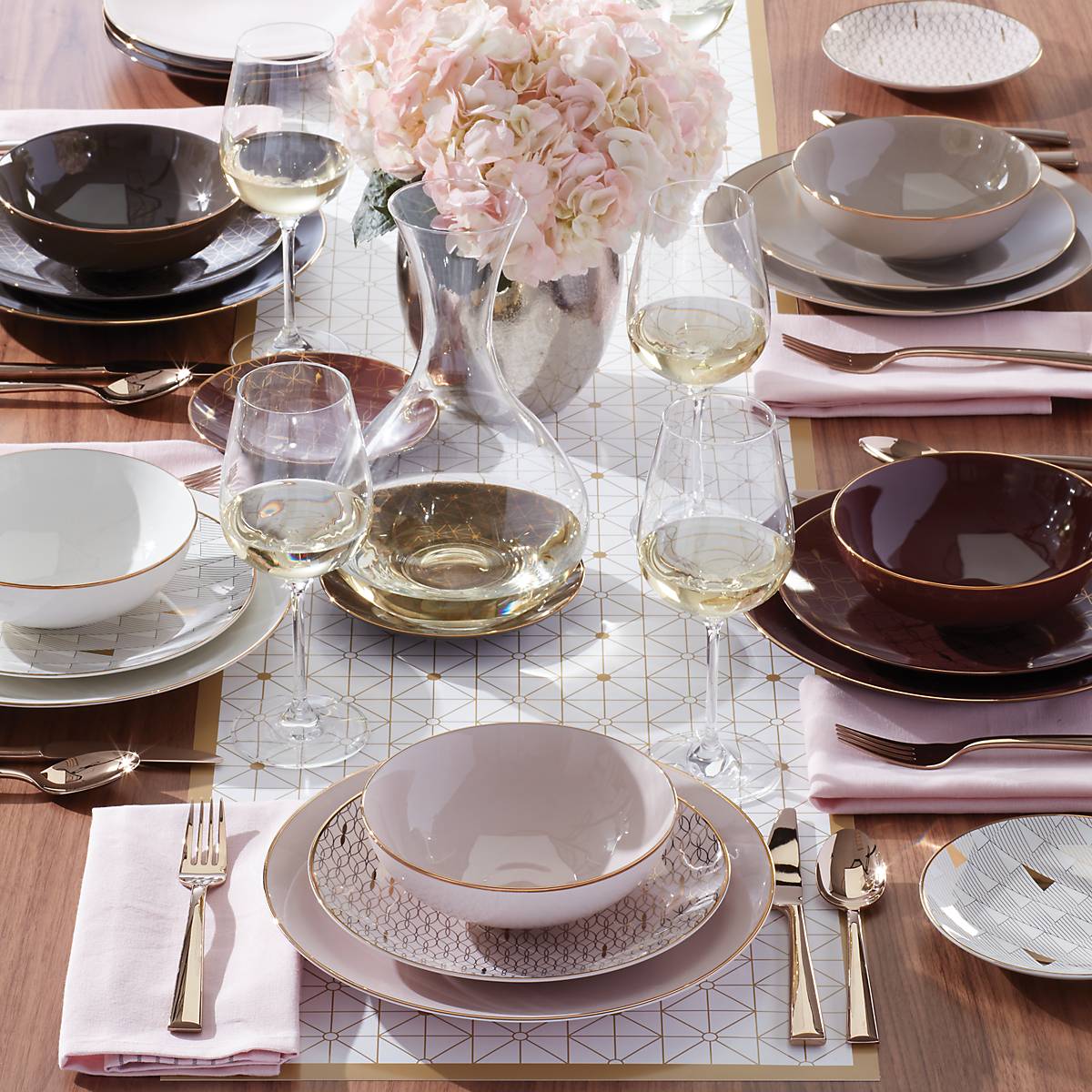 Trianna 12-piece Dinnerware Set