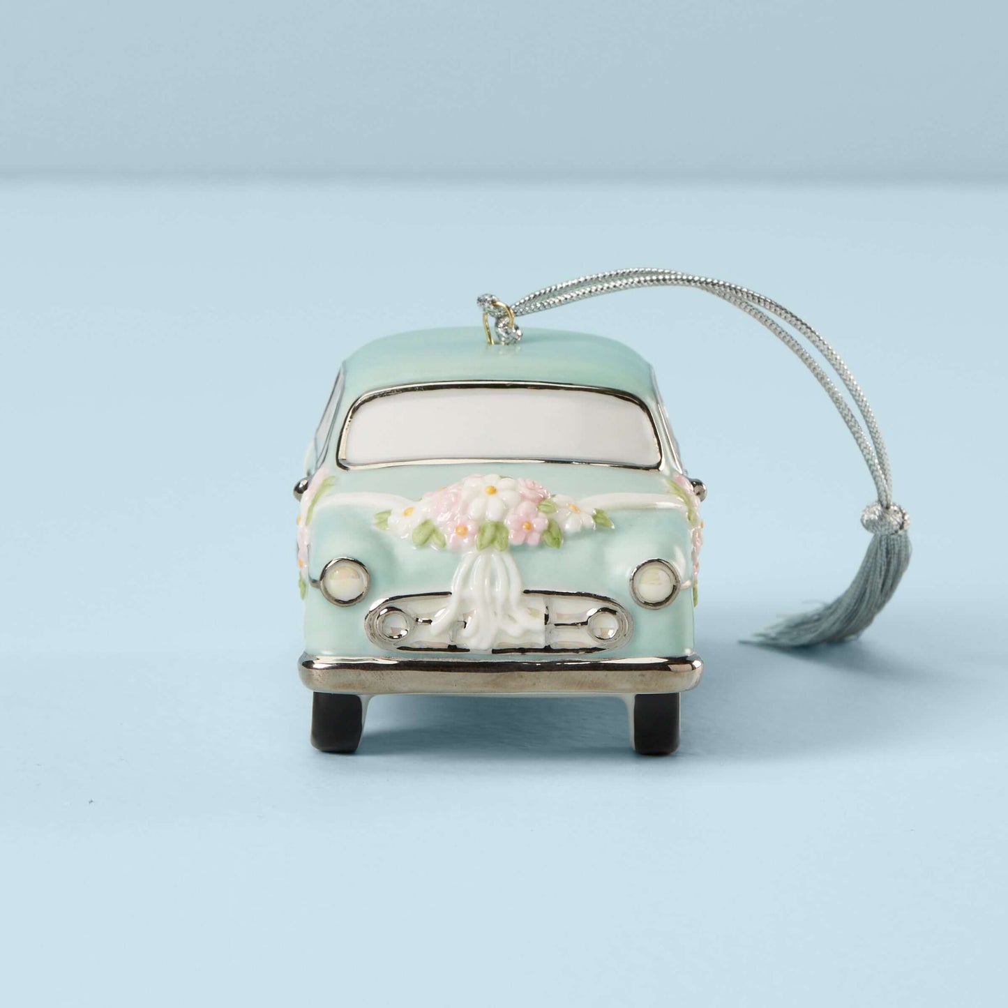 2023 Just Married Vintage Car Ornament