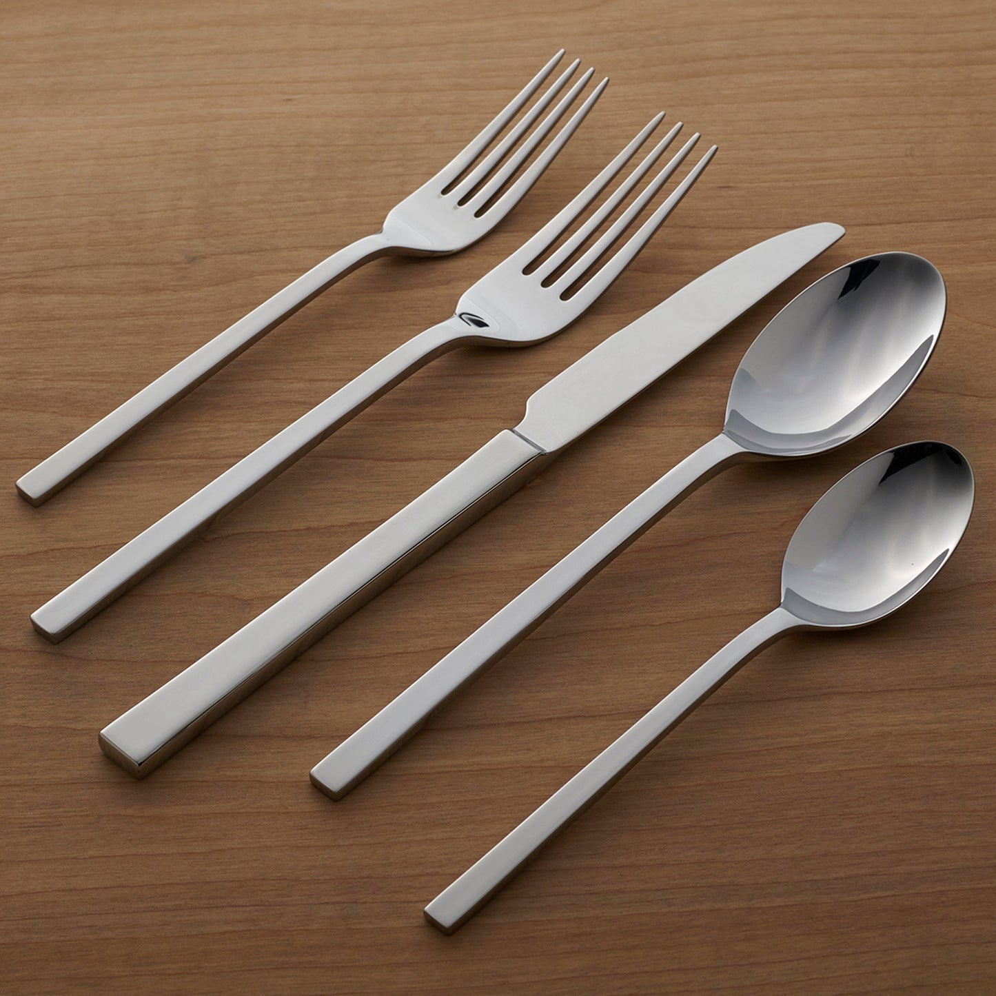 Oneida Allay 20 Piece Everyday Flatware Set