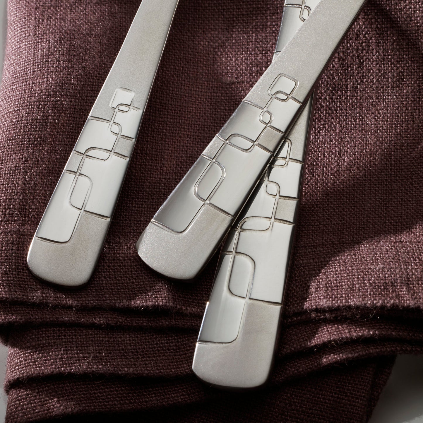 Oneida Quadratic 20 Piece Everyday Flatware Set