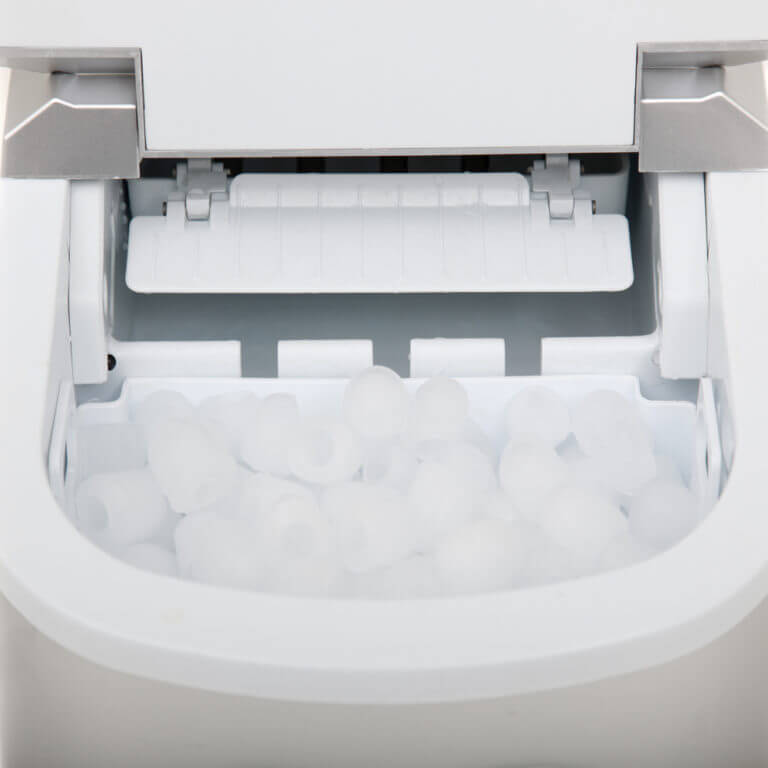 Whynter Ice Maker | Compact & Portable | 27 lb capacity