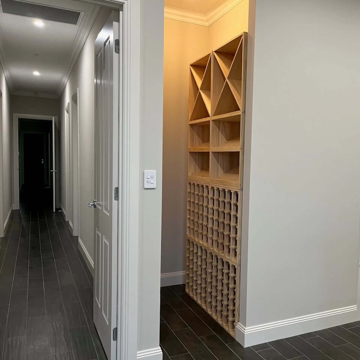 24 Bottle Compact Wine Cube