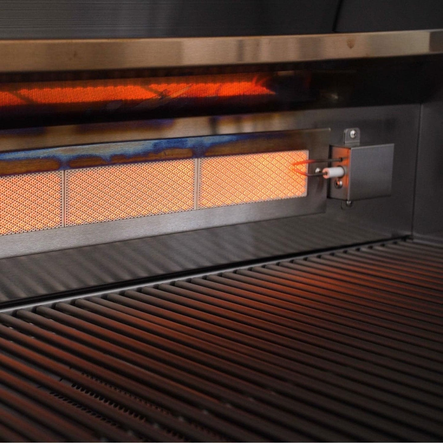Blaze Premium LTE 40" 5-Burner Gas Grill With Rear Infrared Burners
