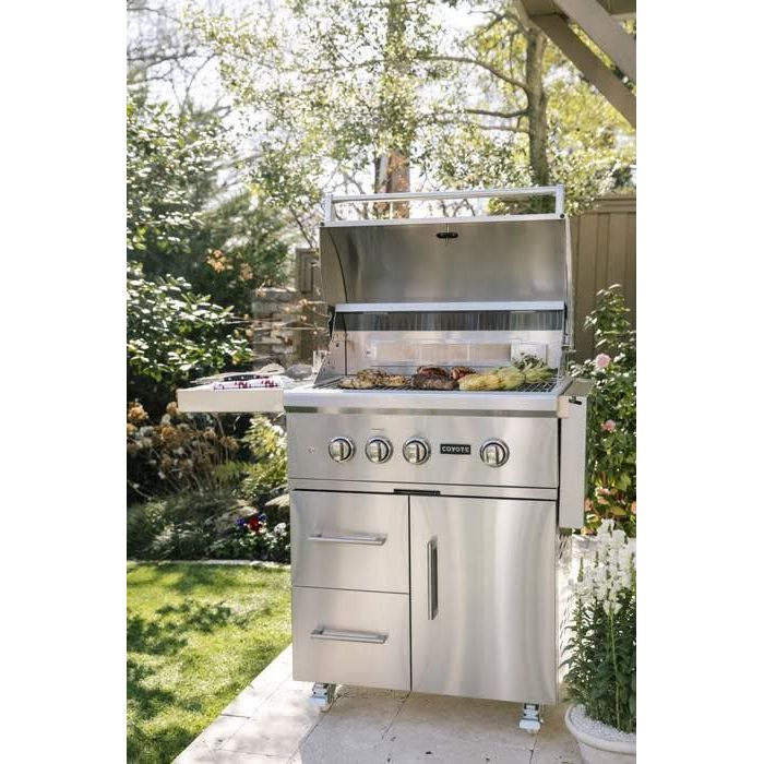 Coyote S-Series 30" Built-In Gas Grill, LED Lights, Ceramics C2SL30