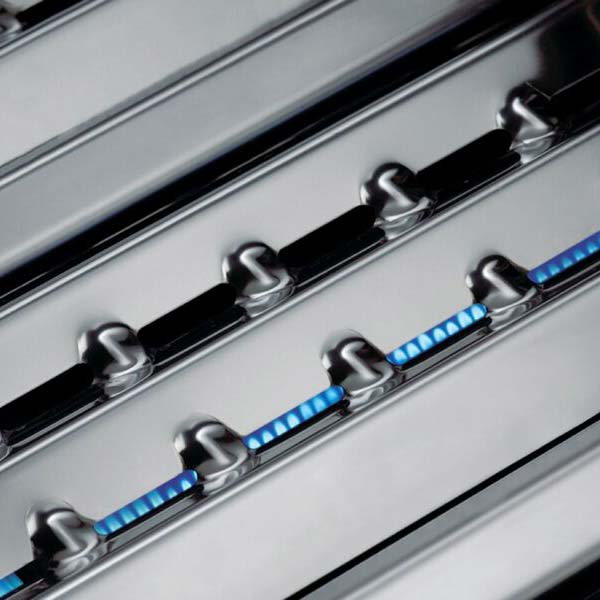Broil King Imperial S 690i 6-Burner Gas Grill Center - With Rotisserie & Side Burner - Stainless Steel - 897844 LP / 897847 NG