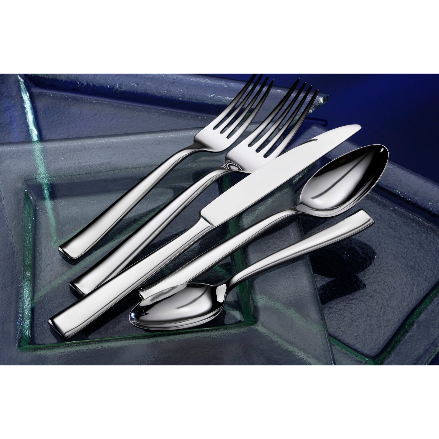 Monolith 20 Piece Everyday Flatware Set