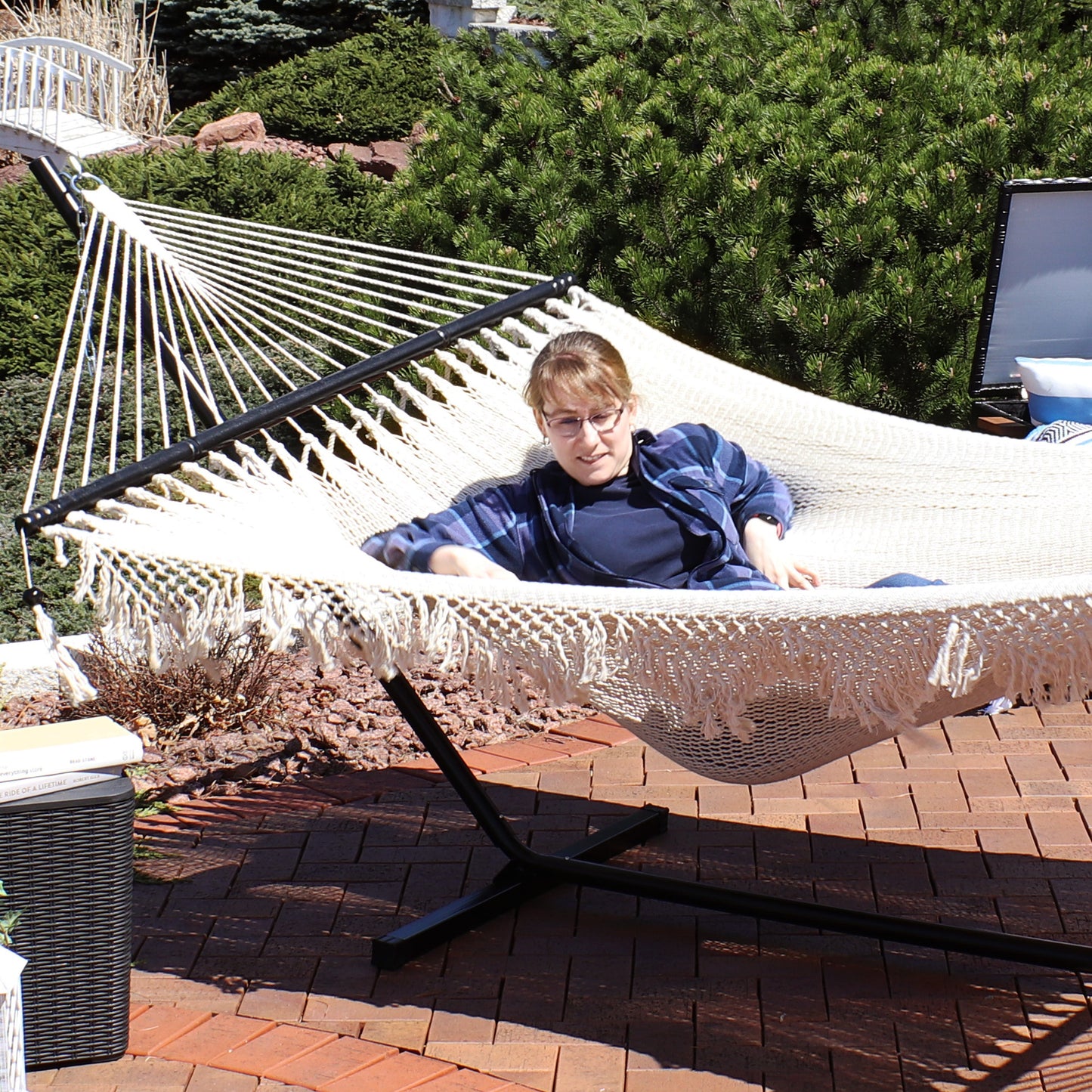 Woven Double Hammock with Spreader Bars | Crocheted Fringe Edges