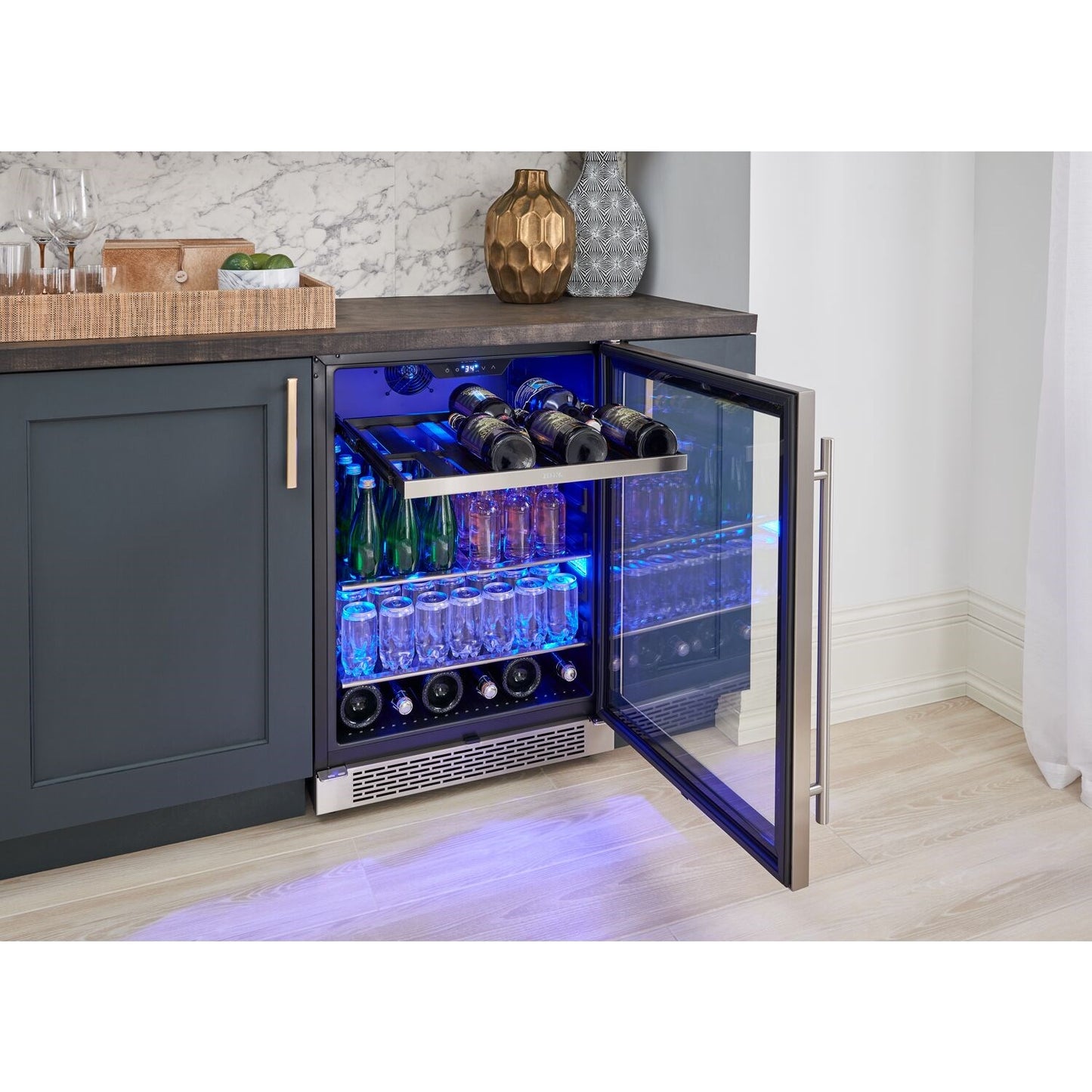 Zephyr Presrv 24" Single Zone Beverage Center | Holds 112 Cans | PRB24C01BG