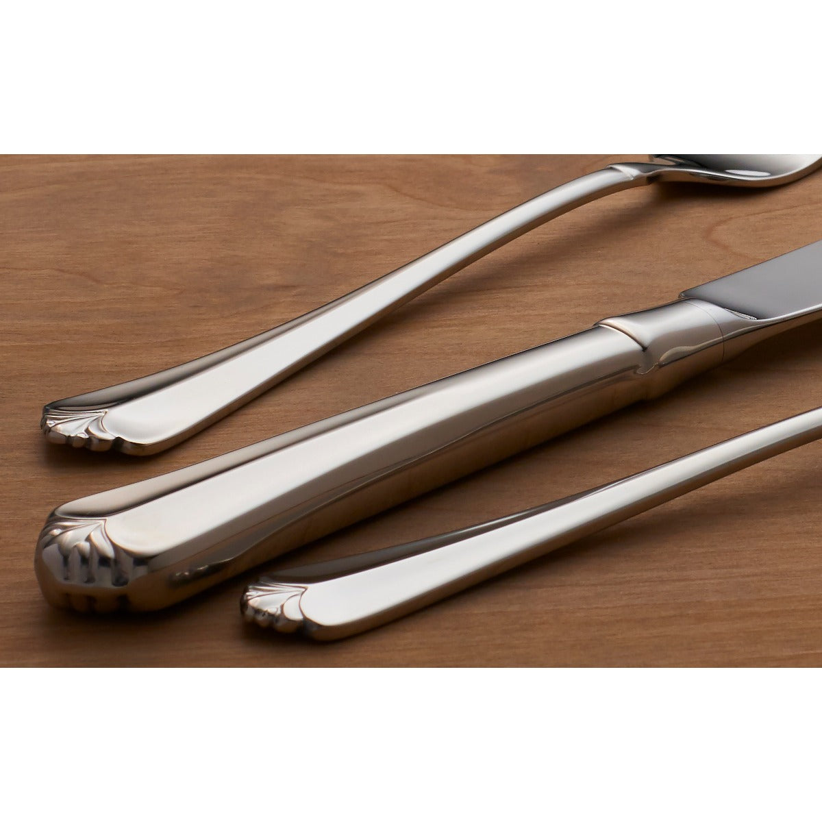 Oneida Juilliard 5 Piece Fine Flatware Place Setting