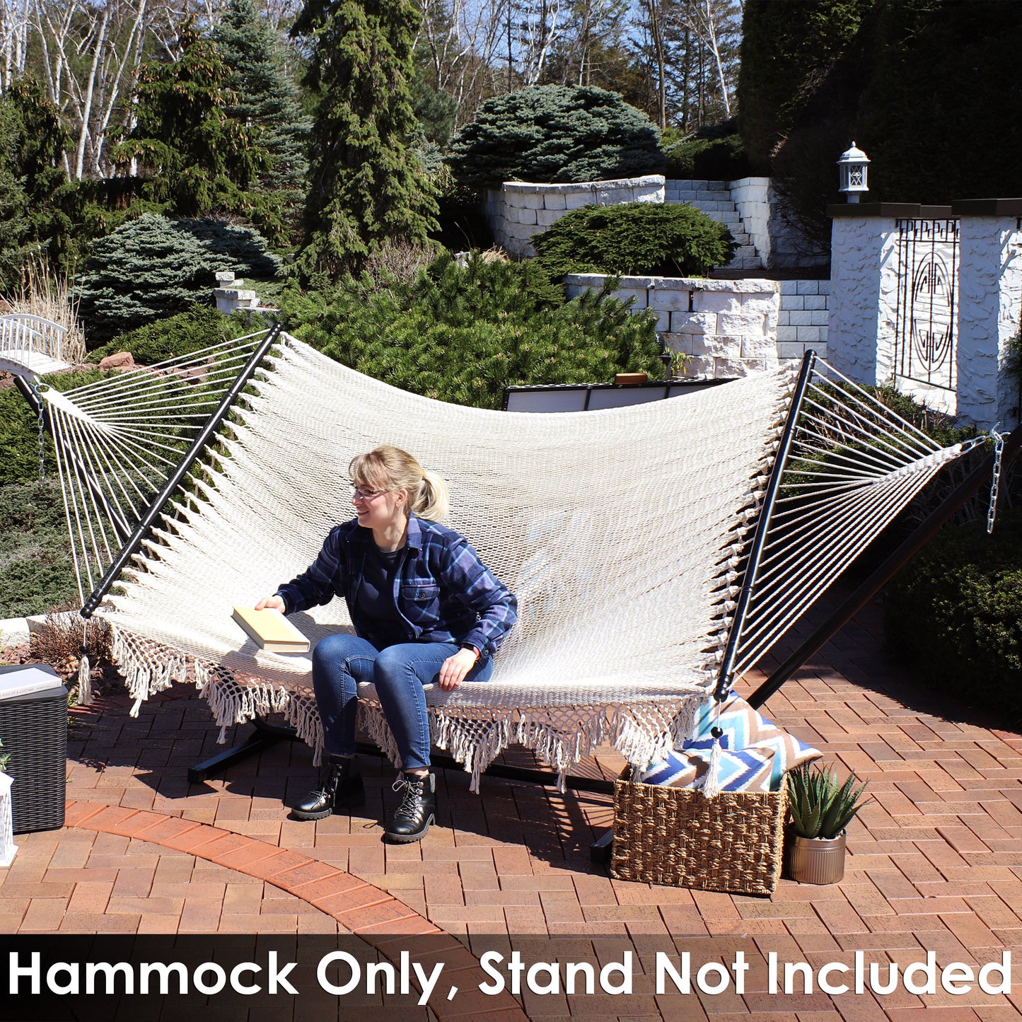 Woven Double Hammock with Spreader Bars | Crocheted Fringe Edges