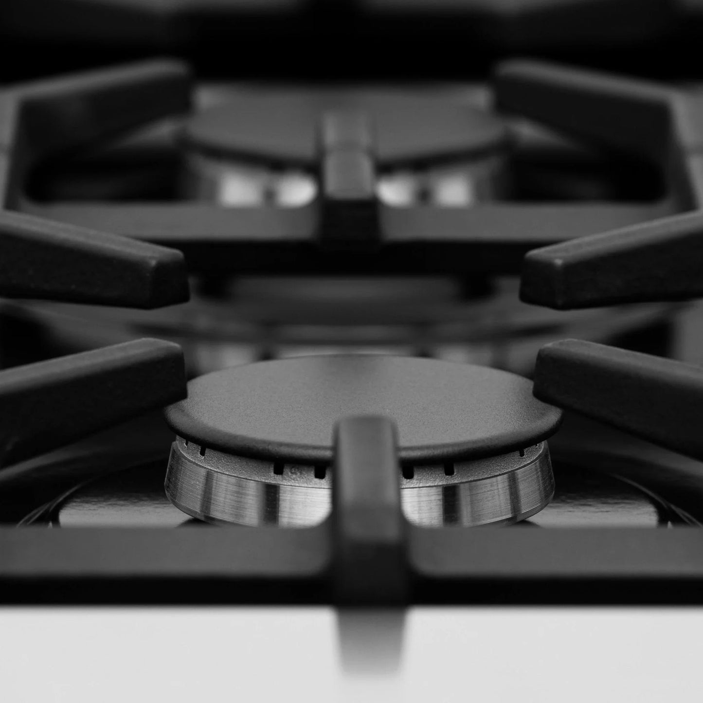 ZLINE Omega | Porcelain Gas Stovetop with Gas Burners and Griddle