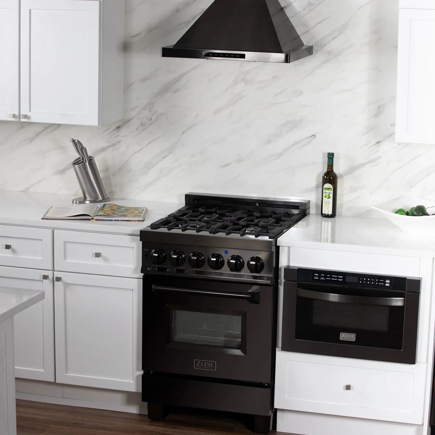 ZLINE 4 Piece Kitchen Package | Refrigerator | Dual Fuel Range | Range Hood | Microwave Drawer