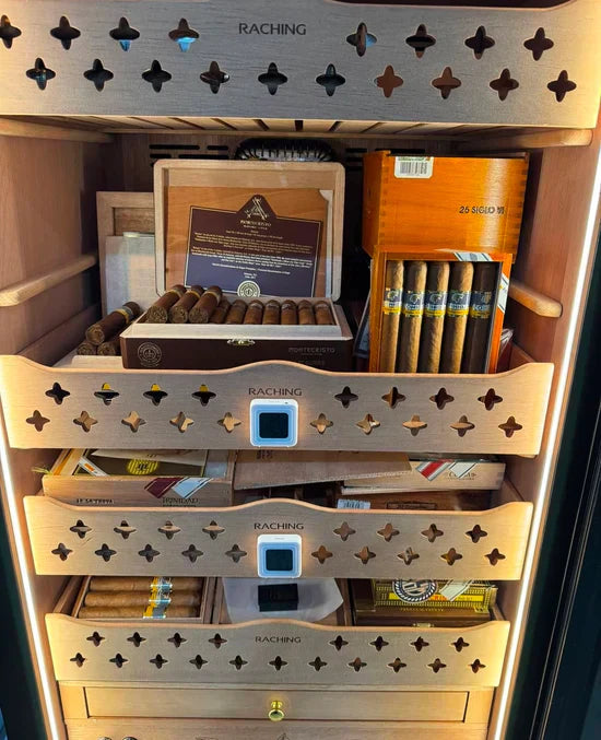 Raching Humidor: The Smartest Humidor on Earth