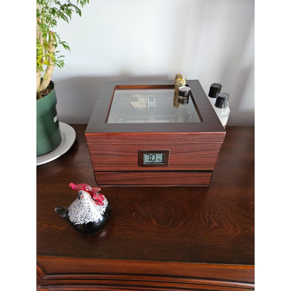 Renzo Glass Top Cigar Humidor | Holds 60 Cigars
