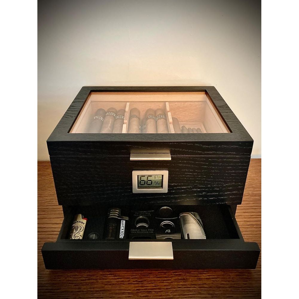 Mill Glass Top Cigar Humidor | Holds 60 Cigars