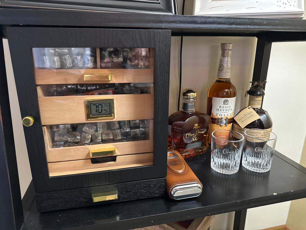 Luca Humidor Cabinet | Holds 100 Cigars