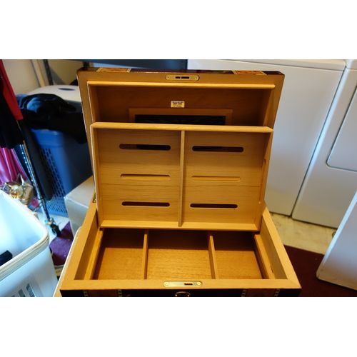 Solana Desktop Cigar Humidor w/ Rose Wood Finish | Holds 100 Cigars