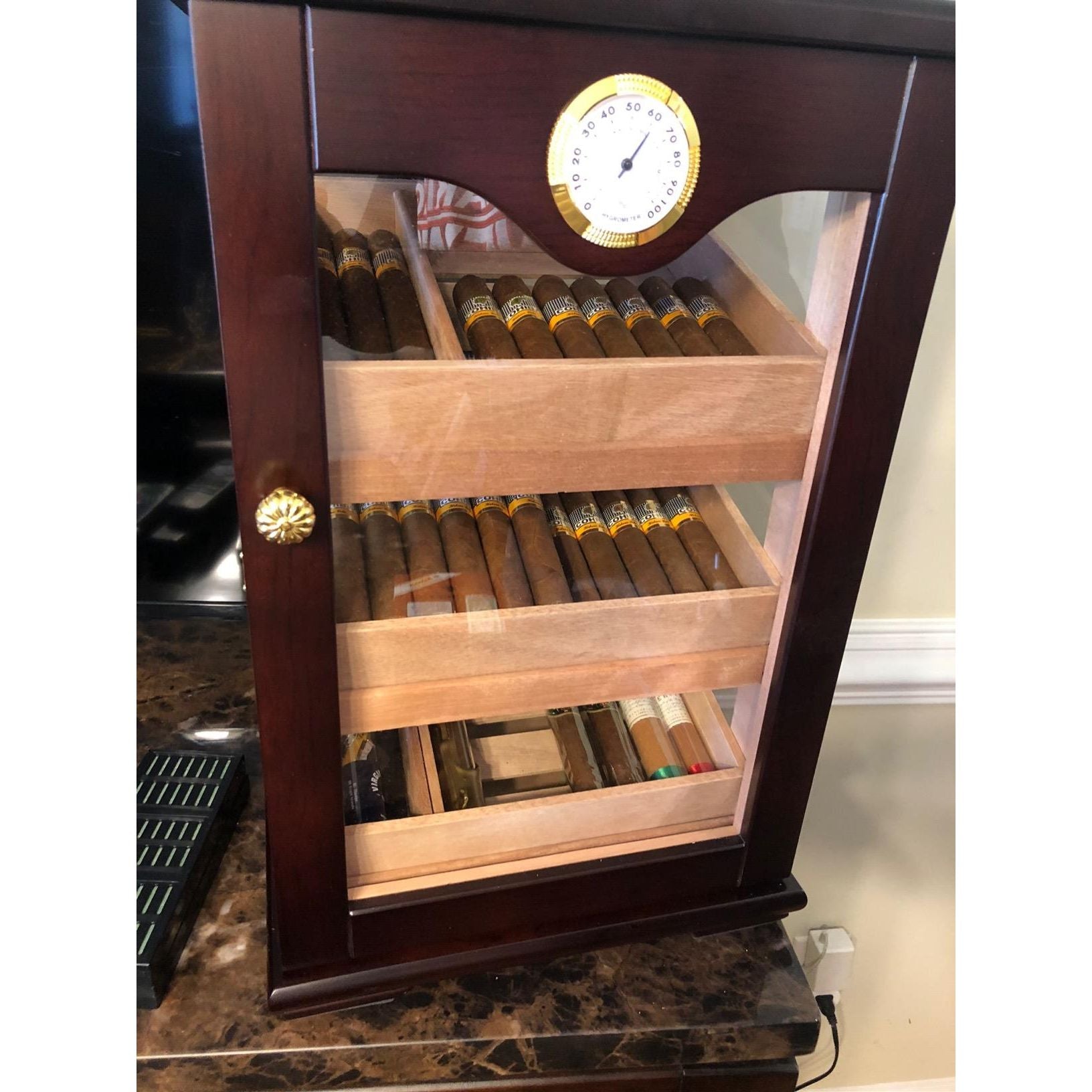 Milano Countertop Display Humidor | Holds 125 Cigars