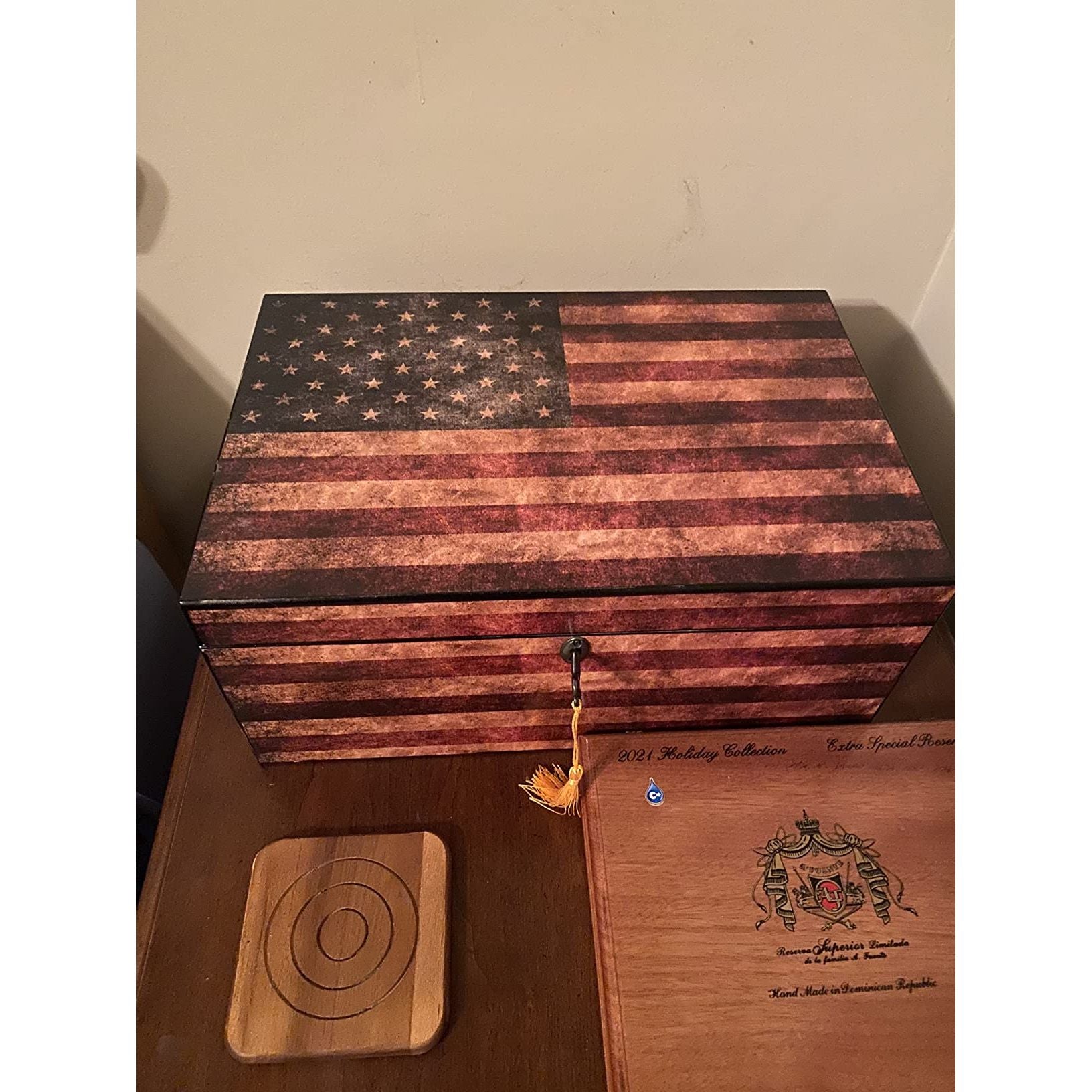 Old Glory American Flag Humidor | Weather American Flag Design