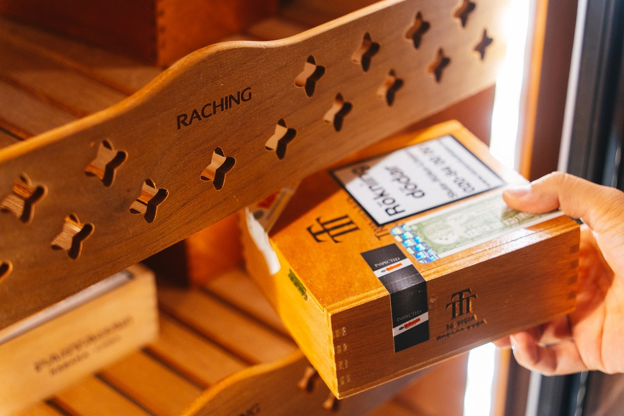 Raching SD800 | Cigar Humidor & Wine Cooler 1600 cigars & 130 bottles