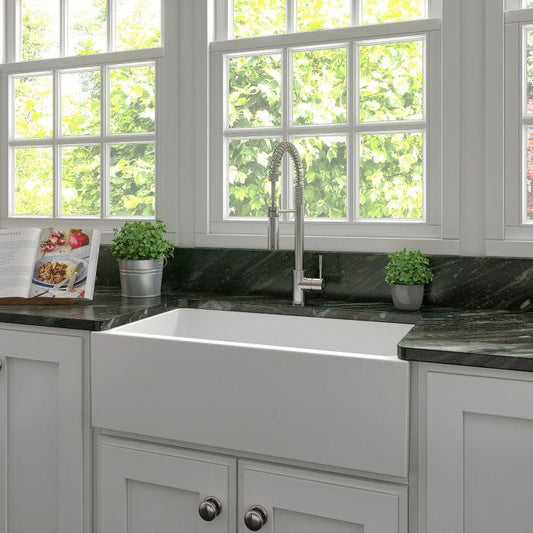 ZLINE Venice Farmhouse Reversible Fireclay Sink in White Matte (FRC5131-WM-33)