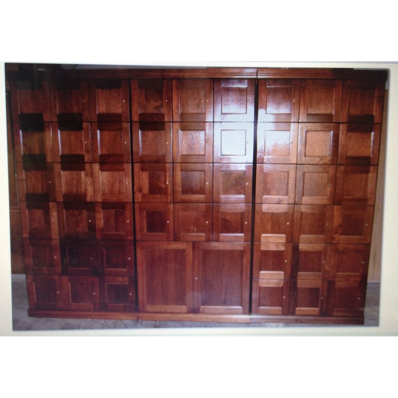 Build Your Cigar Locker | Commercial Cigar Locker Customization