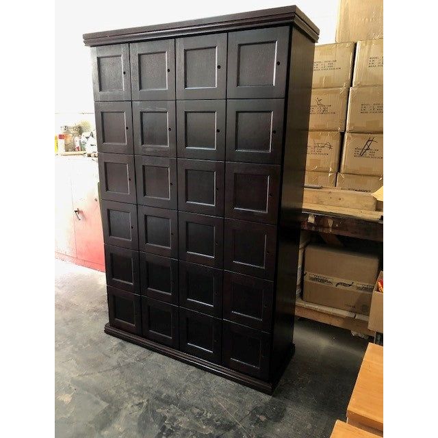 Build Your Cigar Locker | Commercial Cigar Locker Customization