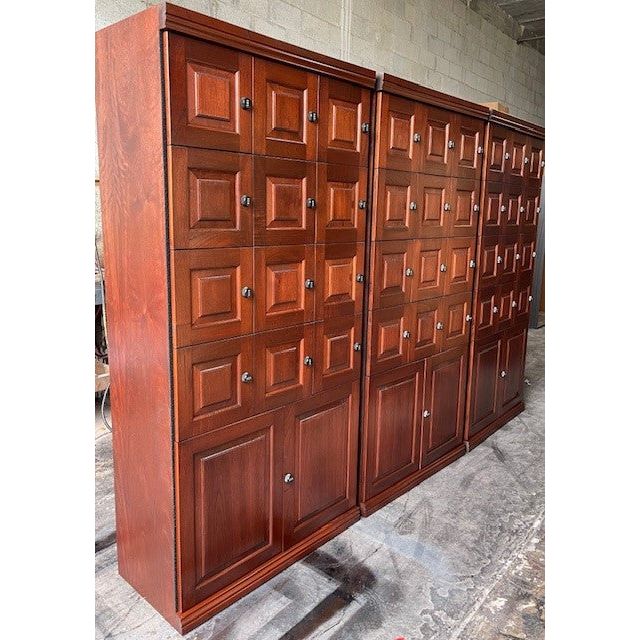 Build Your Cigar Locker | Commercial Cigar Locker Customization
