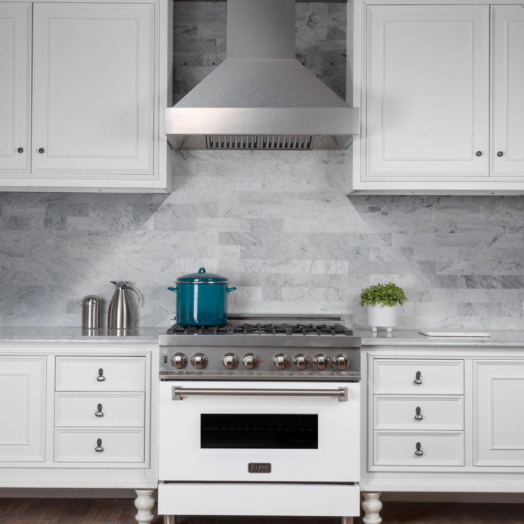 ZLINE DuraSnow® Stainless Steel Range Hood with DuraSnow® Shell (8654SN)