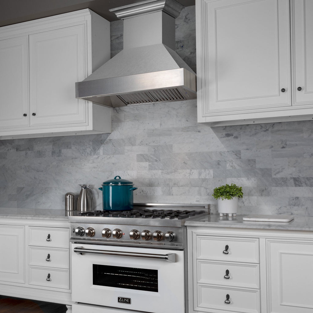 ZLINE DuraSnow® Stainless Steel Range Hood with DuraSnow® Shell (8654SN)