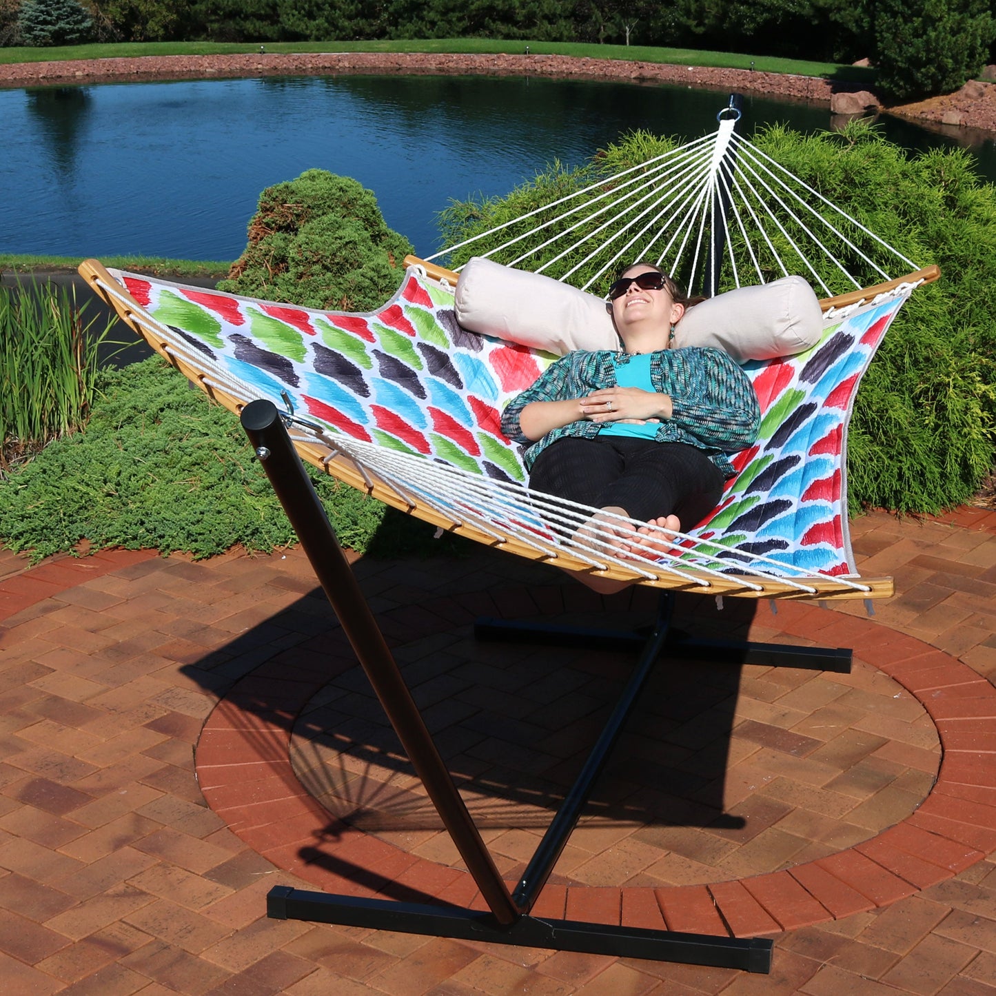 Quilted Hammock with Curved Bamboo Spreader Bar and Pillow