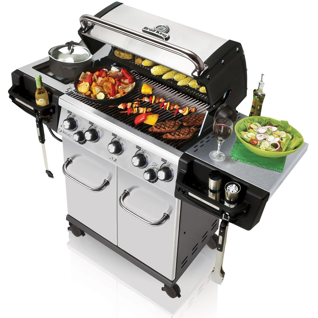 Broil King Regal S 590 PRO 5-Burner Gas Grill - With Rotisserie & Side Burner - Stainless Steel - 958344 LP / 958347 NG