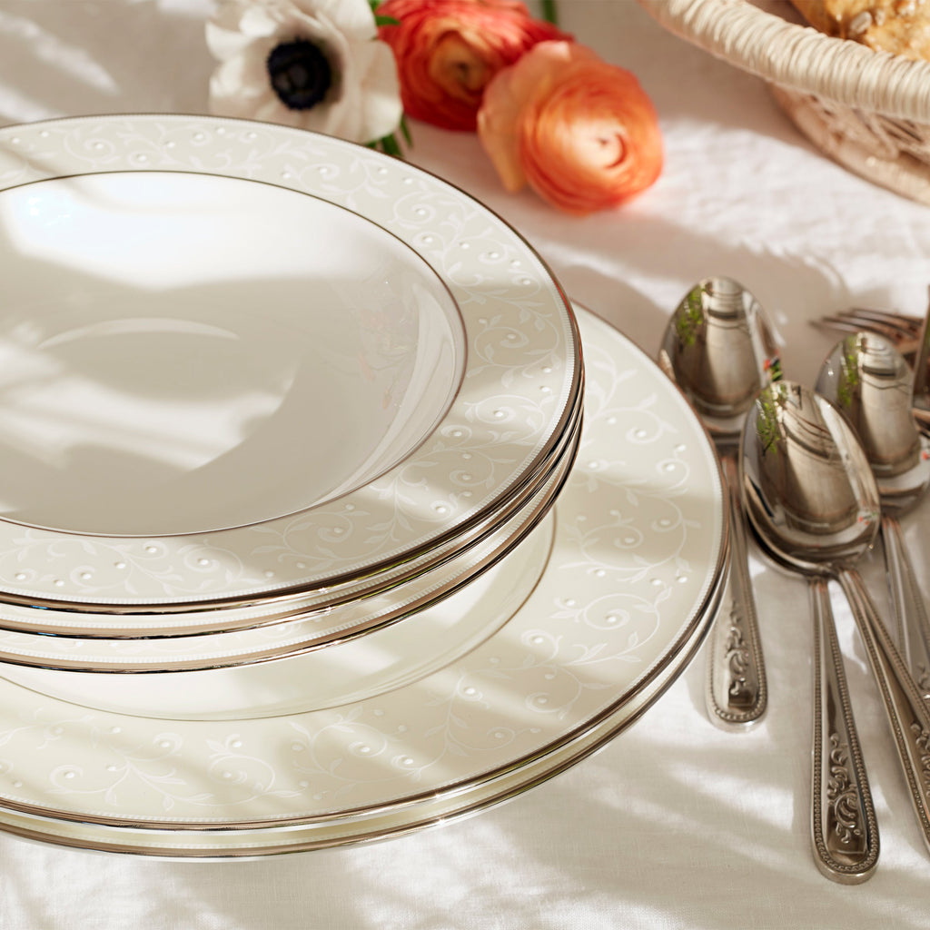 Opal Innocence 5-Piece Place Setting