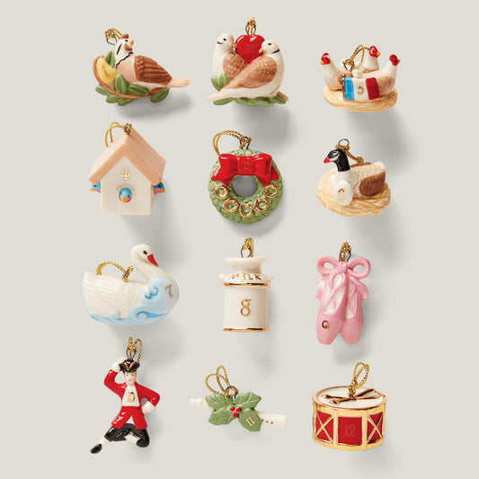 Twelve Days Of Christmas 12-Piece Ornament & Tree