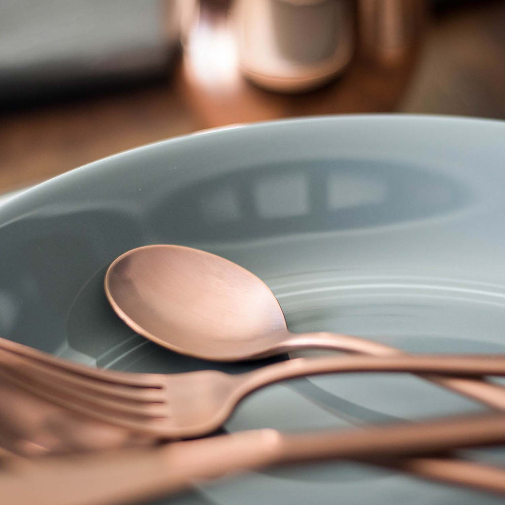 Lorenn Copper Satin 20-Piece Flatware Set