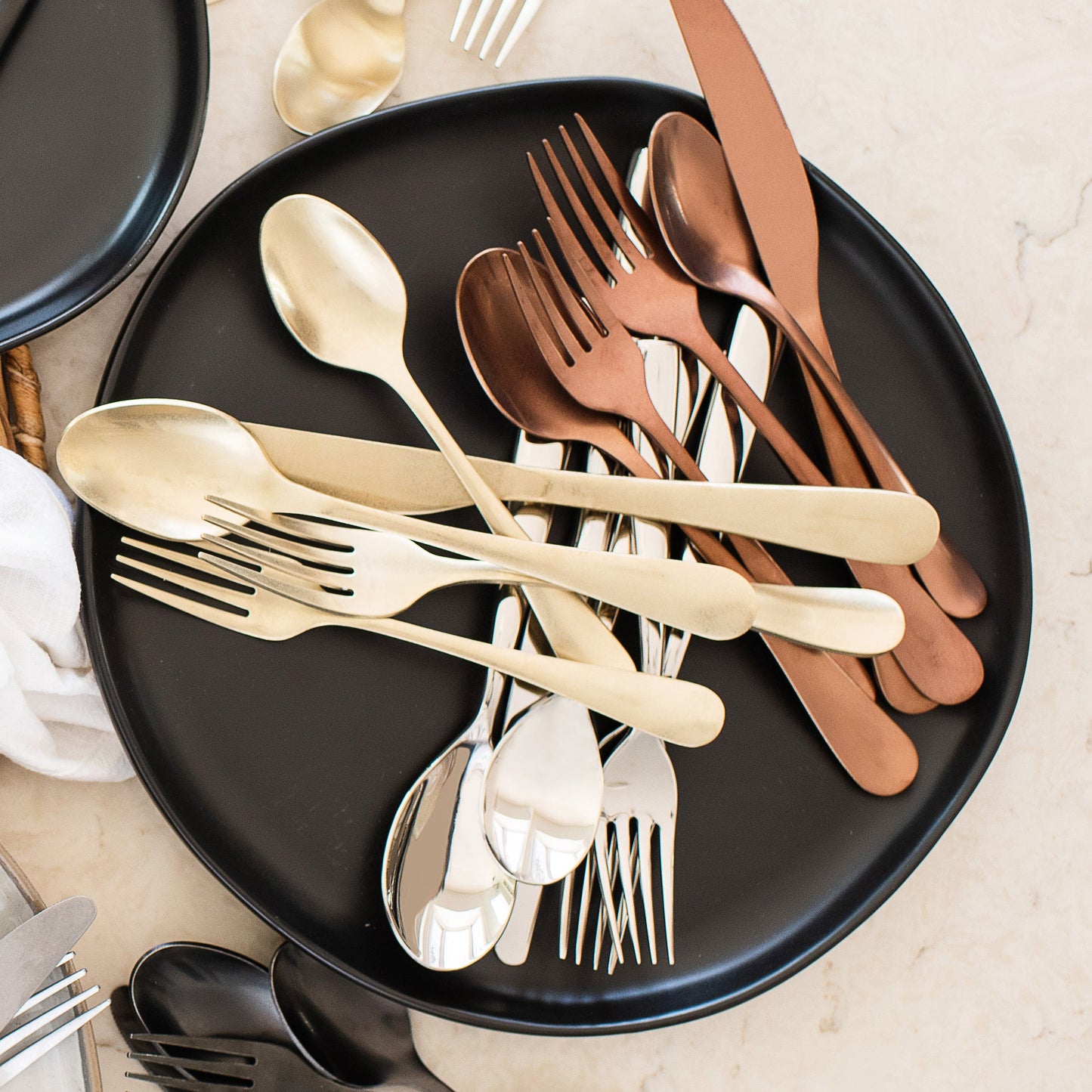 Rhiannon Copper Rumble 20-Piece Flatware Set