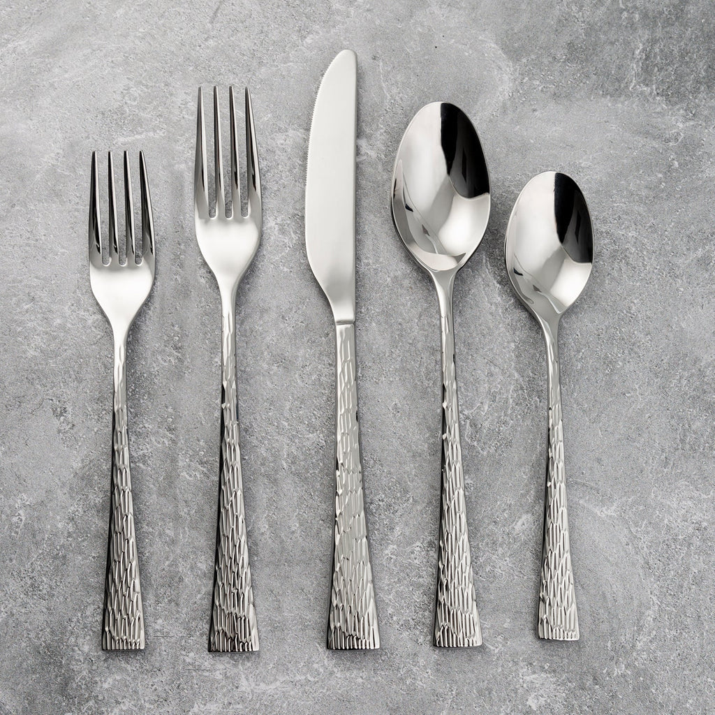 Finnley Hammered Mirror 20-Piece Flatware Set