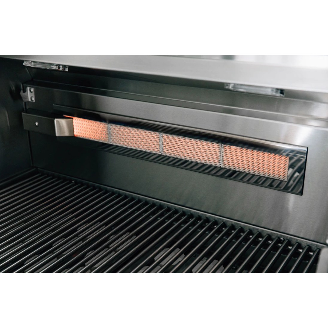 Summerset Alturi Grill U-Tube Series