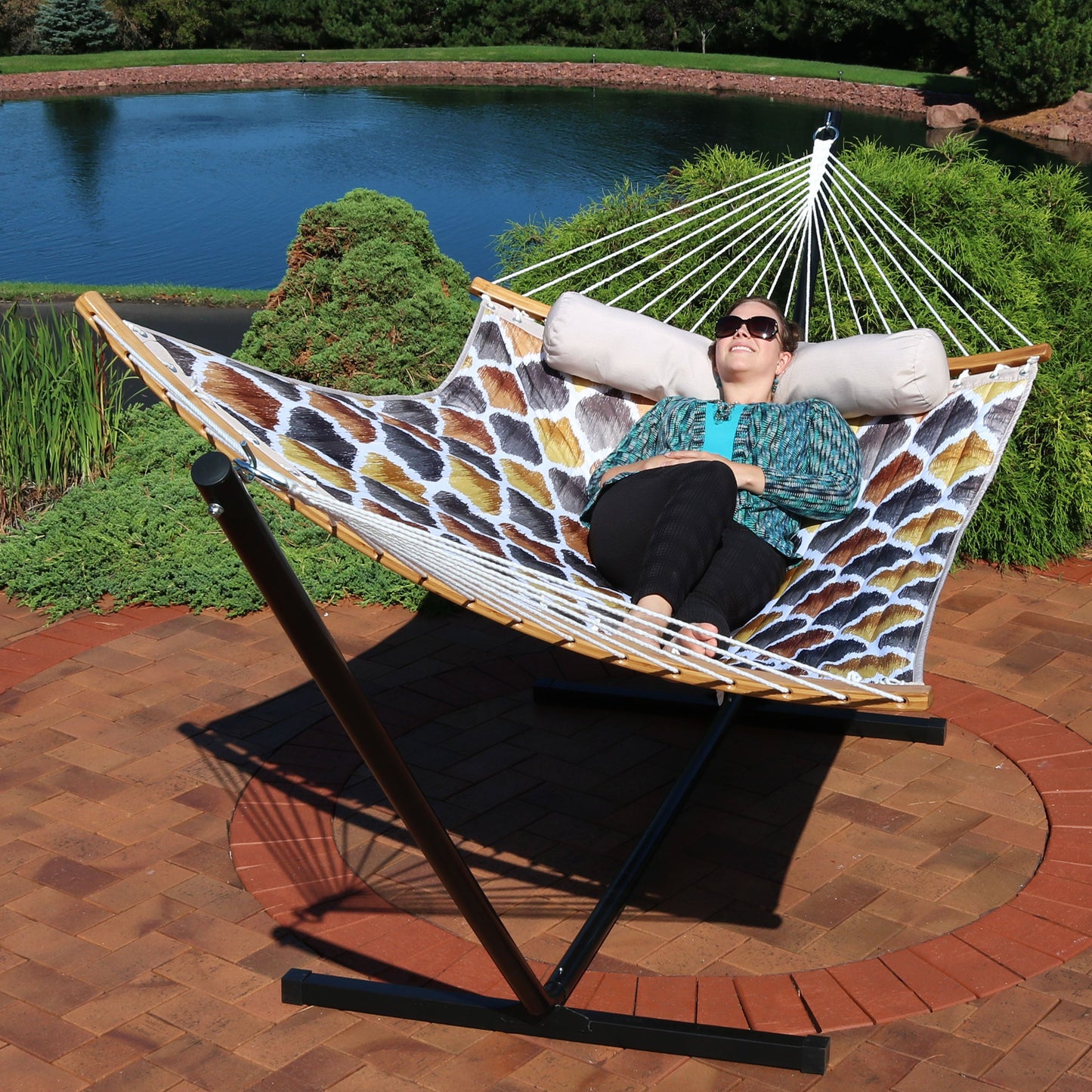 Quilted Hammock with Curved Bamboo Spreader Bar and Pillow