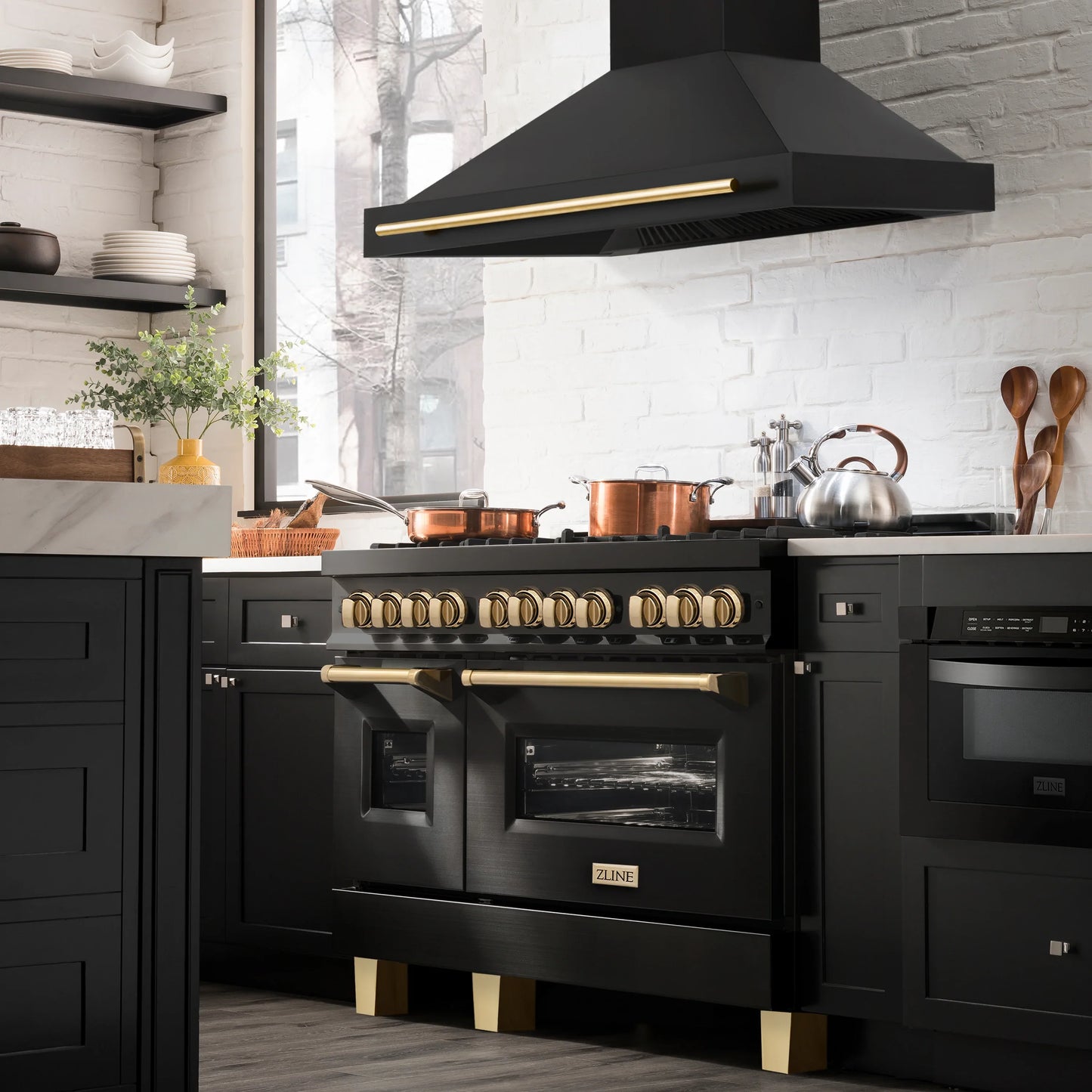 ZLINE Black Stainless Steel Range Hood